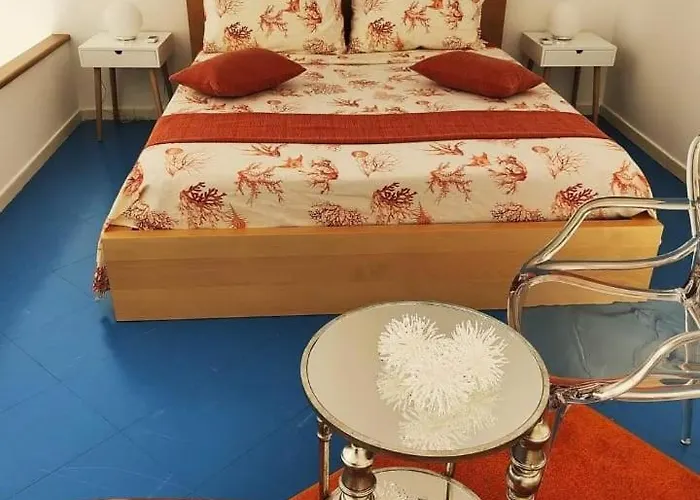 Ipazia Capri 아나카프리