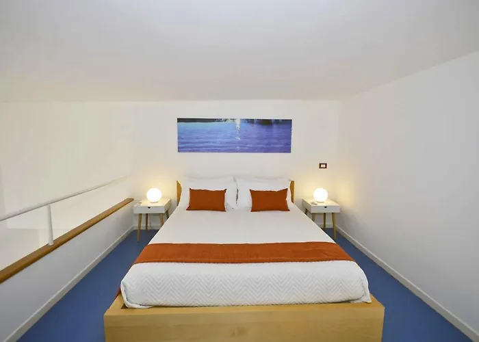 Ipazia Capri 阿纳卡普里