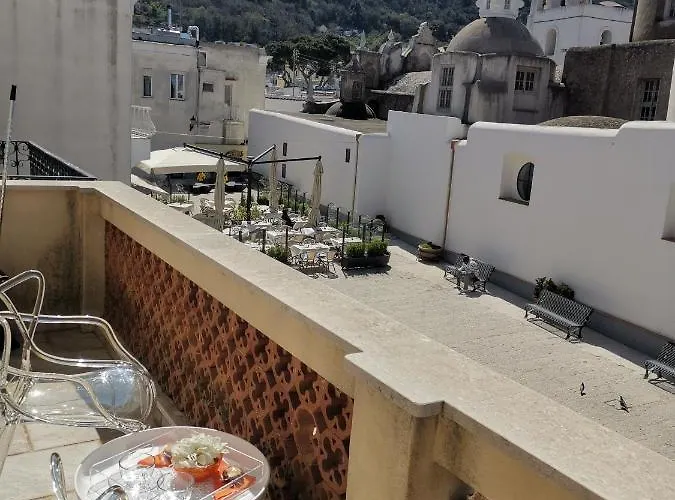 Ipazia Capri Bed and Breakfast Ανακάπρι